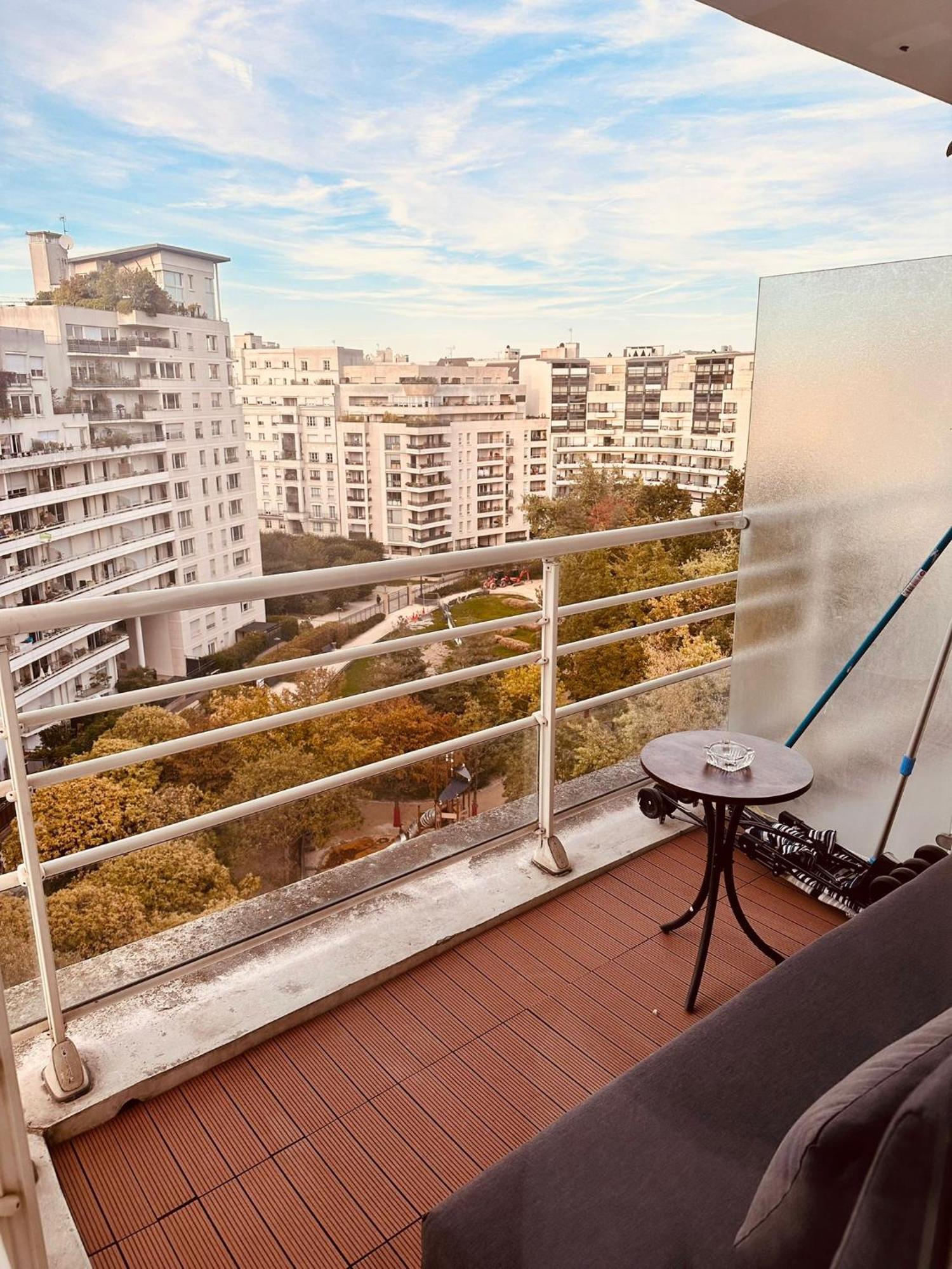 Ryan Homes - In Apart Hotel, La Defense Courbevoie Dış mekan fotoğraf
